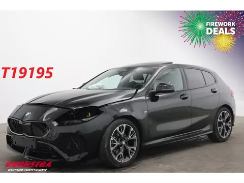 BMW 1 Serie 116 M-Sport Pano LED 360&deg; HUD Apple/Android