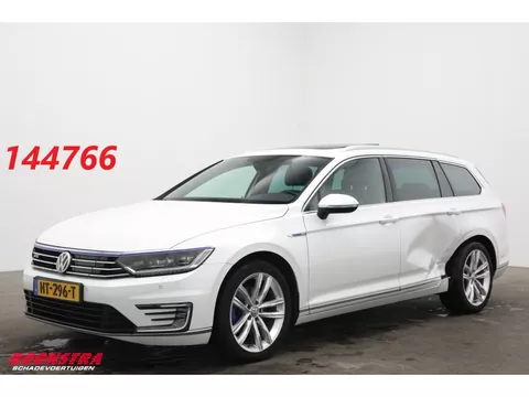 Volkswagen Passat Variant 1.4 TSI GTE Highline LED ACC Pano ErgoComf. Leder SHZ AHK