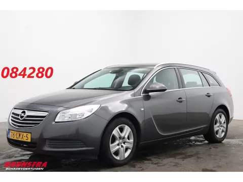Opel Insignia Sports Tourer 1.6 T Edition Navi Clima Cruise PDC AHK