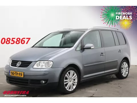 Volkswagen Touran 2.0 TDI 140 PK 7-Pers. Clima Cruise SHZ PDC AHK