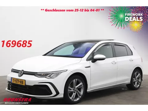 Volkswagen Golf 1.5 eTSI DSG R-Line Virtual ACC Navi Camera LRHZ