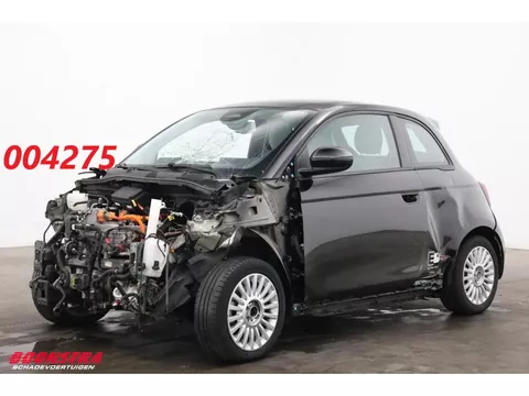 Fiat 500e Icon 42 kWh Pano LED ACC 360&deg;