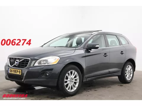 Volvo XC60 2.4 D5 AWD Summum Youngtimer Pano ACC BiXenon Memory Leder SHZ