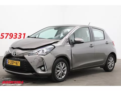 Toyota Yaris 1.5 Hybrid Active Navi Clima Cruise Camera 86.262 km!