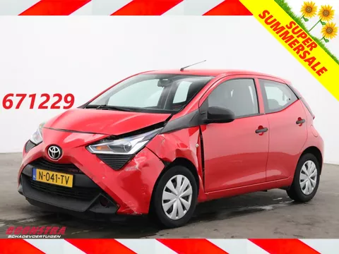 Toyota Aygo 1.0 VVT-i x-fun Airco Cruise 30.847 km!