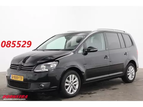 Volkswagen Touran 1.2 TSI Style Panorama Camera Navi PDC SHZ 153.272 km!