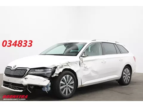 Škoda Superb Combi 1.4 TSI iV DSG Style ACC Memory Virtual SHZ LrHZ