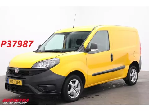 Fiat Dobl&ograve; Cargo 1.3 MultiJet L1-H1 Schuifdeur Airco AHK 97.983 km!