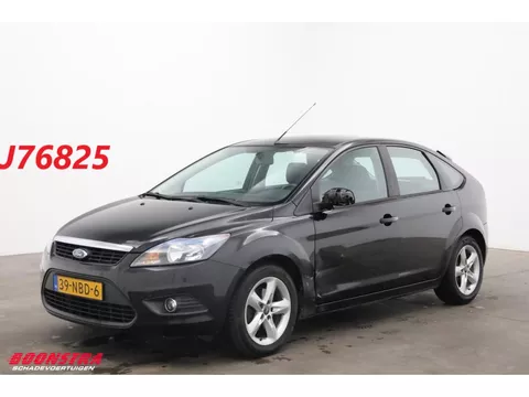 Ford Focus 1.6 Comfort 5-DRS Airco Cruise PDC AHK