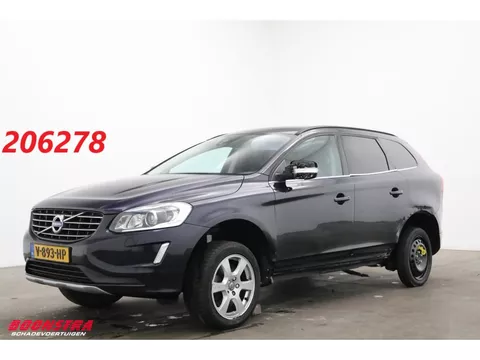 Volvo XC60 D3 Aut. Van LKW Momentum BiXenon Navi SHZ PDC AHK 140.336 km!