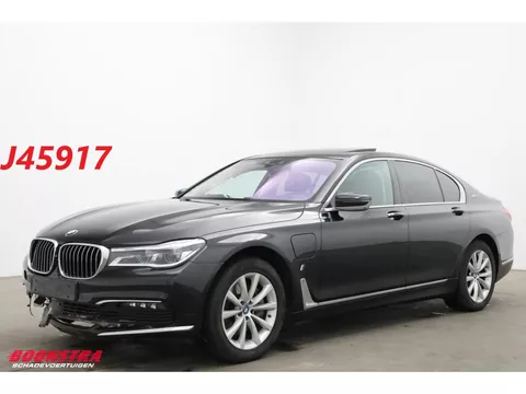 BMW 7 Serie 740e iPerformance Massage HUD Memory LRHZ ACC Camera 134.474 km!