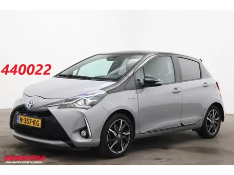 Toyota Yaris 1.5 Hybrid Bi-Tone Navi Clima Cruise Camera 85.280 km!