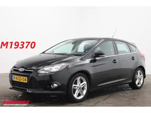 Ford Focus 1.0 EcoBoost Titanium Navi Clima Cruise PDC AHK