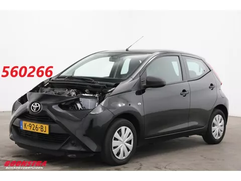 Toyota Aygo 1.0 VVT-i x-fun Airco Cruise 100.021 km!