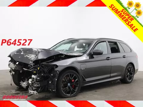BMW 5 Serie Touring 530e xDrive Business Ed. Pano LED ACC Leder AHK