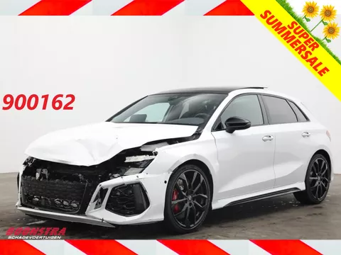 Audi RS3 Sportback 2.5 TFSI Quattro Pano Matrix ACC B&amp;O Camera 32.744 km!