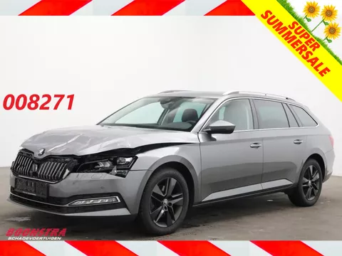 &Scaron;koda Superb Combi 2.0 TDI 200 PK DSG 4X4 LED ACC Memory Virtual SHZ