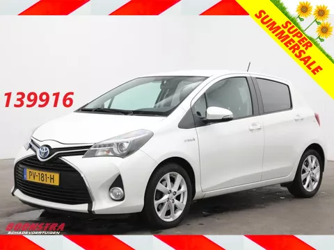 Toyota Yaris 1.5 Hybrid Lounge Navi Clima Cruise Camera
